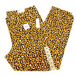😺Old Navy Leopard Print Pixie Ankle Pants NWT